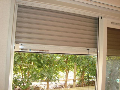 【その他】 | スプリングチェリーⅡ | 窓シャッター