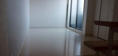 【居間・リビング】 | マザーユニックス | こちらのリビングで趣味の時間をお楽しみください