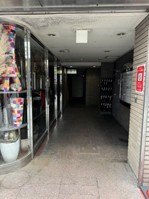 【エントランス】 | コスモスビル21