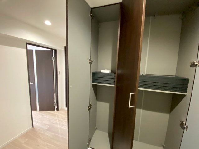 パレグレイス・ヒエダの内装