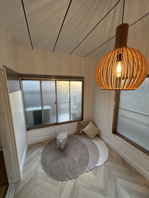 【寝室】 | 羽沢戸建Ⅱ | 開放的な寝室です