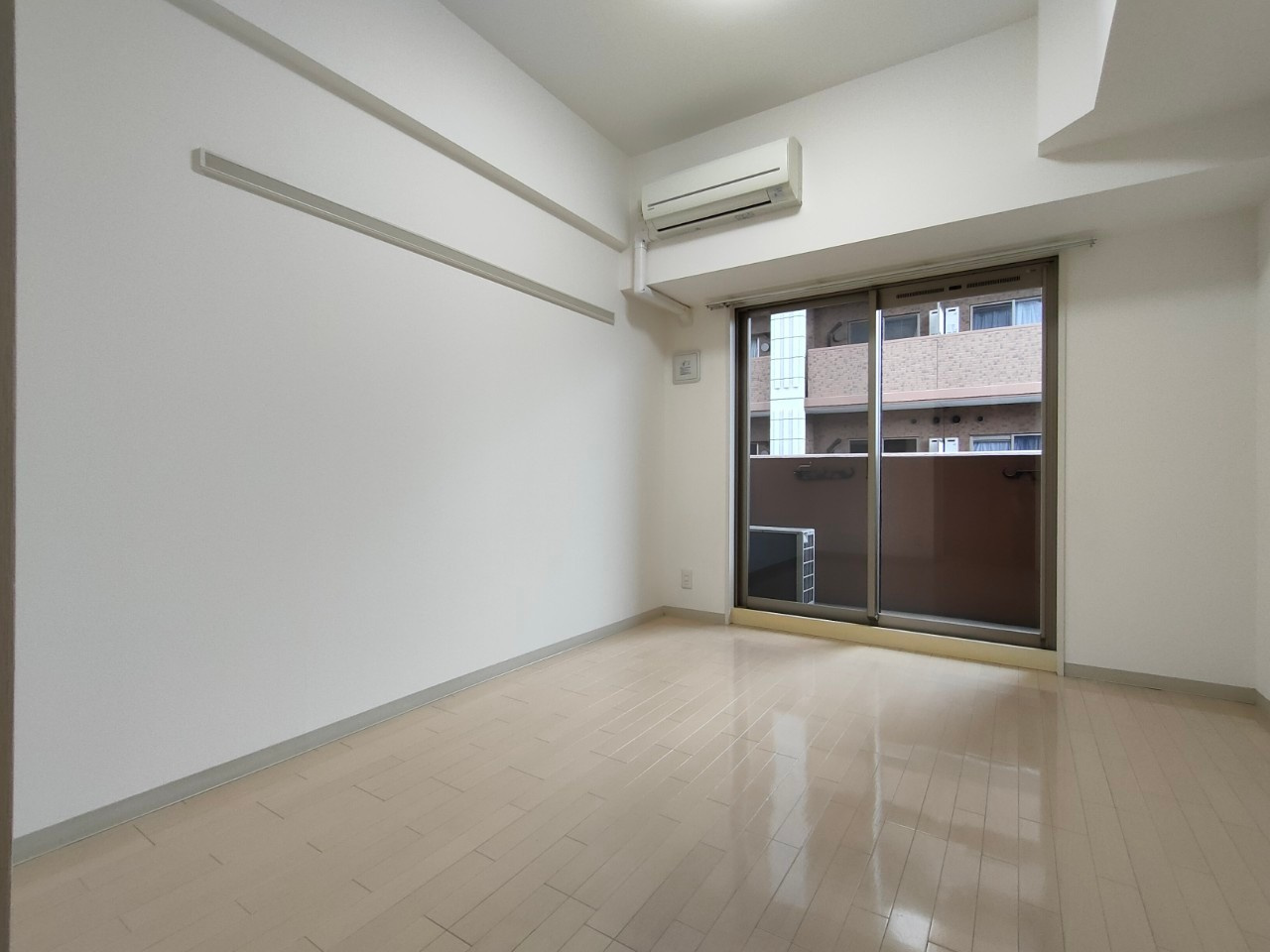 プレサンス名古屋城前ラバンカ　名古屋市賃貸　仲介手数料無料の居間・リビング