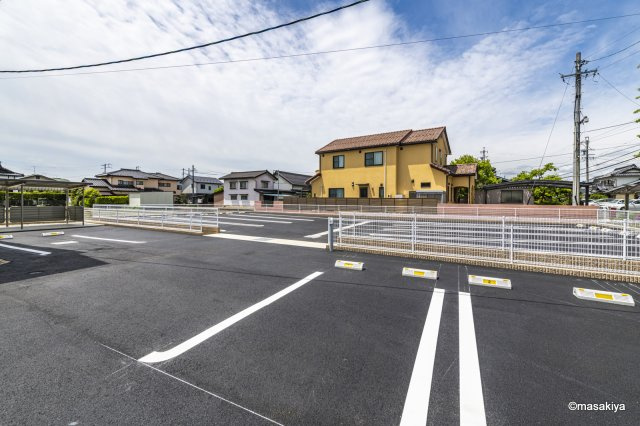 テラ　カーサ　Ｂの駐車場