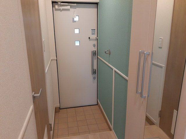 フラーゼの玄関