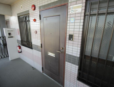 【玄関】 | ネオ・アーバン鶴瀬 | 毎日通る玄関はこちらです