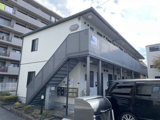 ドミール藤の外観