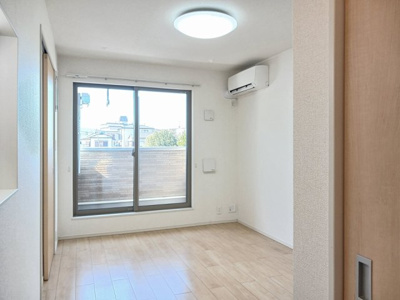 【居間・リビング】 | ヴァンヴェールⅣ | おしゃれな居間です