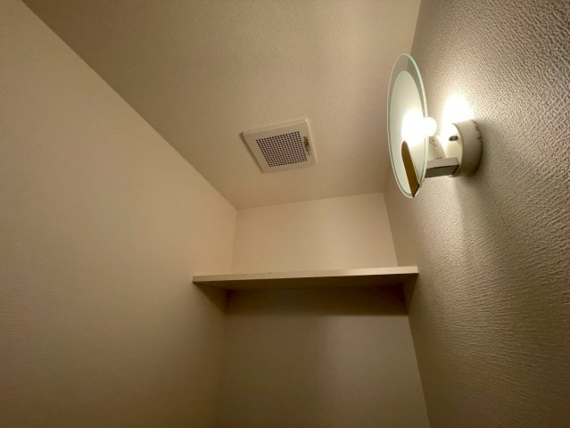 エルネスト甲南山手の居間・リビング