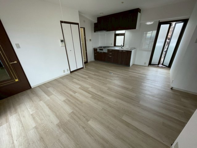 エルネスト甲南山手の収納