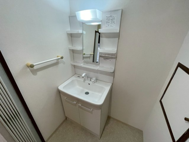 エルネスト甲南山手の居間・リビング