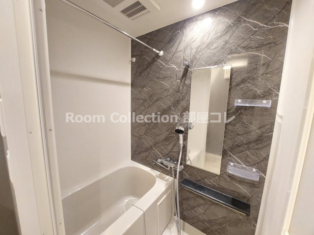 メイクスWアート今池Ⅲの浴室|同シリーズイメージ写真
反転や色違い現況と異なる場合現況優先