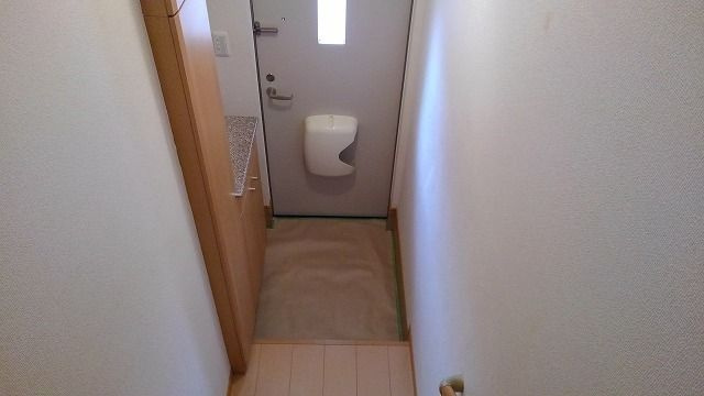 アイ　フラットの玄関