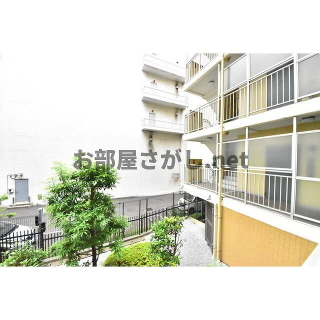 プライマル小石川の展望|明るい色調の室内です