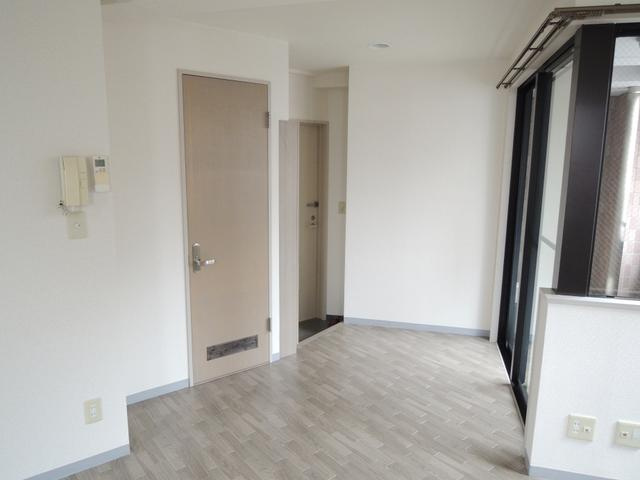 川崎市多摩区登戸の賃貸マンションの洋室|※他部屋参考写真