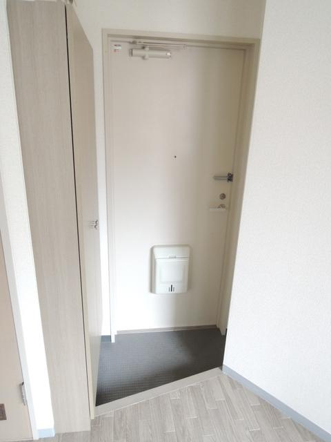 川崎市多摩区登戸の賃貸マンションの玄関|※他部屋参考写真