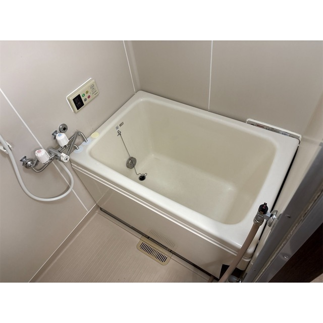 フォーブル向ヶ丘B棟の浴室