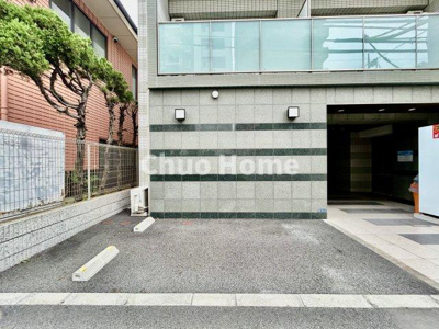 【駐車場】 | GROWS堀切菖蒲園AZ | 【敷地内駐車場】最新の空き状況や費用などの詳細は担当スタッフまでお問い合わせください。