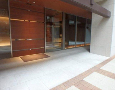 【エントランス】 | CAPITAL GATE PLACE THE TOWER（キャピタルゲートプレイス ザ・タワー）