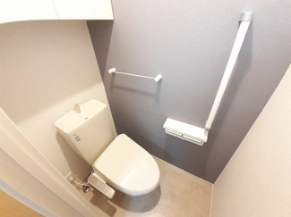 【トイレ】 | フィオーレＡ | ゆったりとした空間のトイレです