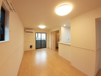 【居間・リビング】 | フィオーレＡ | ゆったり過ごせるリビングです