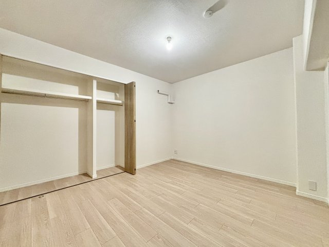 アイビーハイツ甲子園の洋室|スタンダードな洋室です