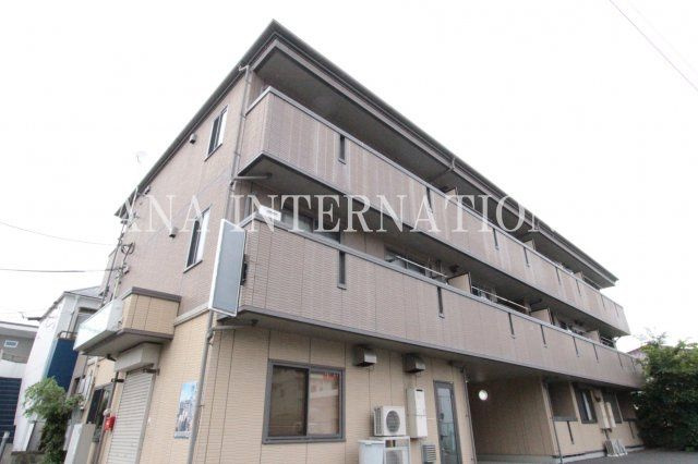 ファミール河内