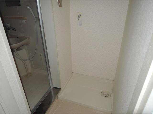 川崎市多摩区菅北浦１丁目のアパートの設備|洗濯機置き場