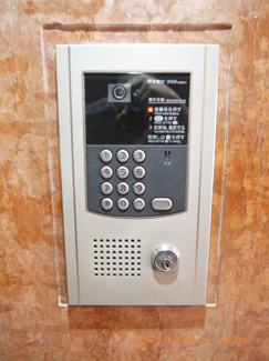 【その他共用部分】 | オートロックがついていますので、セキュリティ面でも安心です。