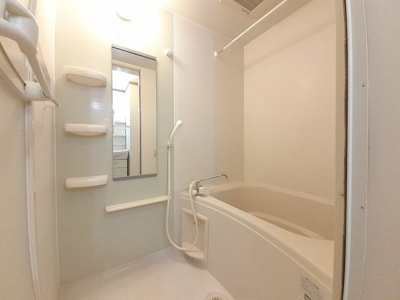 【浴室】 | ブリーズ　アレイ | 日々の疲れを癒すお風呂付です