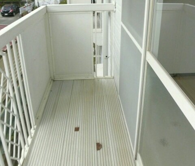 【バルコニー】 | マルマンハイツＢ | 外からの目が気にならないバルコニーで洗濯物が干せます