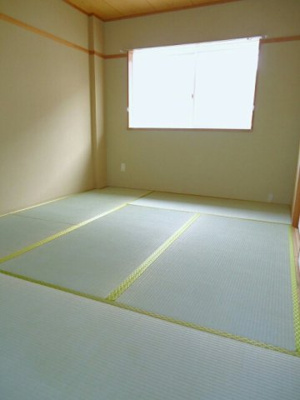 【展望】 | マルマンハイツＢ | 明るい色調の室内です