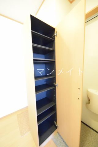 【収納】 | アムールシュシュⅡ | シューズボックスになります。