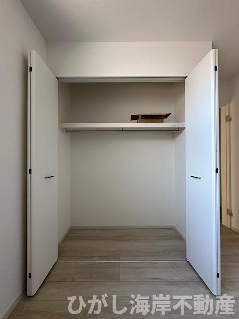 茅ヶ崎市若松町　新築戸建　全2棟　の収納|各居室　収納スペース付き