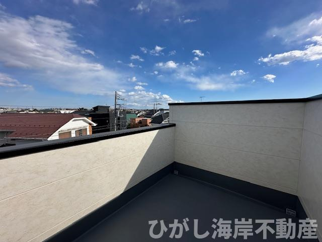 茅ヶ崎市平和町　新築戸建　全２棟のバルコニー|ルーフバルコニー