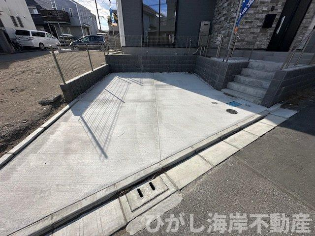茅ヶ崎市平和町　新築戸建　全２棟の駐車場|駐車スペース