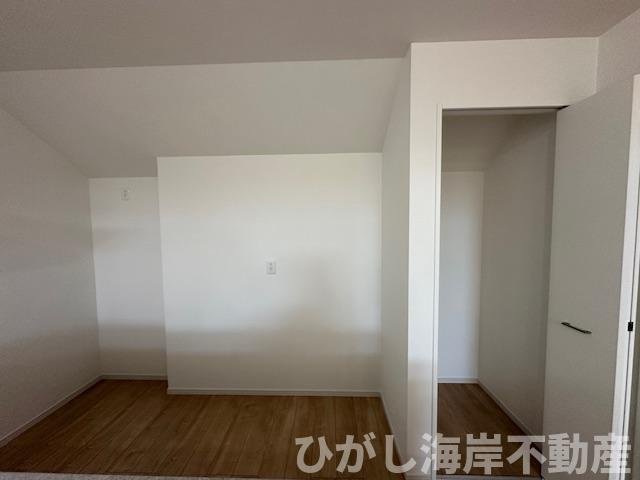 茅ヶ崎市平和町　新築戸建　全２棟の内装|パントリー