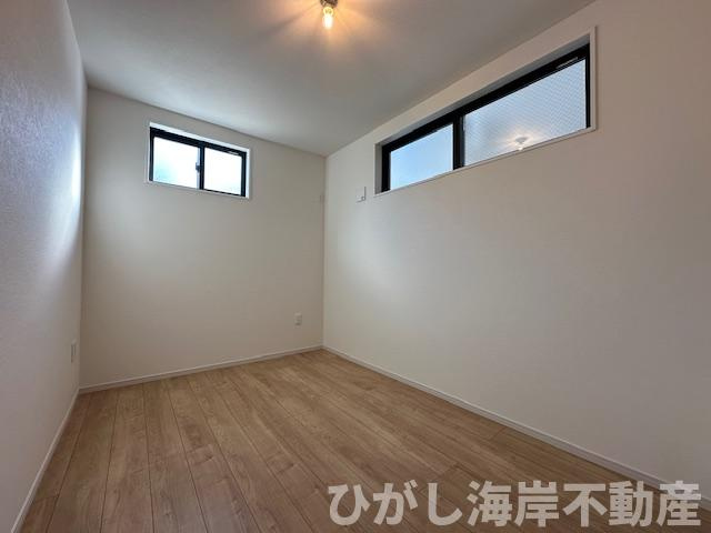 茅ヶ崎市平和町　新築戸建　全２棟の子供部屋|5.3帖　納戸