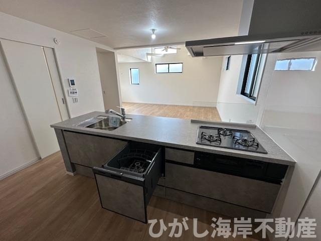 茅ヶ崎市平和町　新築戸建　全２棟のキッチン|キッチンスペース
