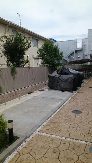 稲城市東長沼のアパートのその他