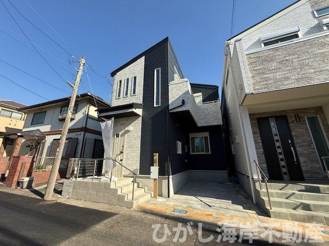 藤沢市城南1丁目　新築戸建　　全２棟の前面道路含む現地写真|現地外観