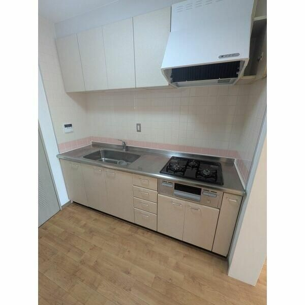 サンヒルズ上大岡のキッチン