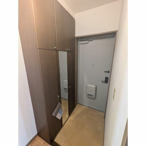 サンヒルズ上大岡の玄関