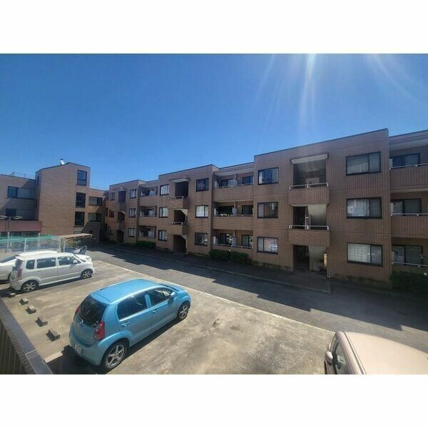 サンヒルズ上大岡の外観