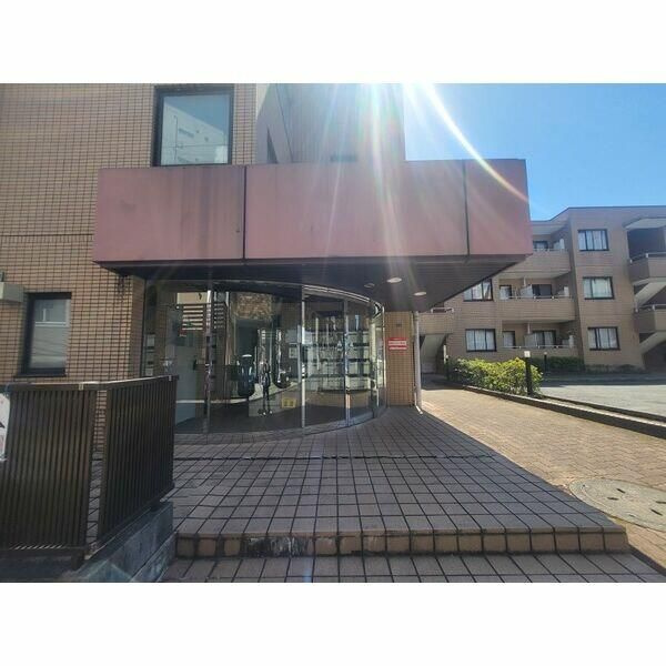 サンヒルズ上大岡のエントランス