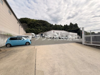 【駐車場】 | 小山田工場・倉庫