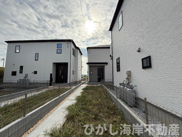 平塚市大島　新築戸建　全４棟の前面道路含む現地写真|現地外観