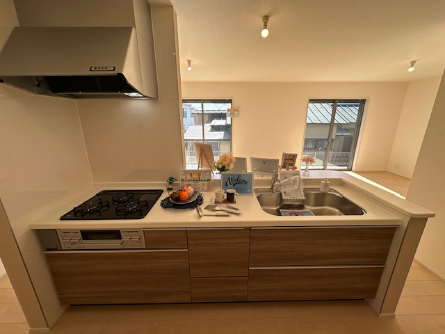 茅ヶ崎市南湖4丁目　新築戸建　全2棟　のトイレ|12月5日撮影　建築中　洗浄機能付きお手洗い