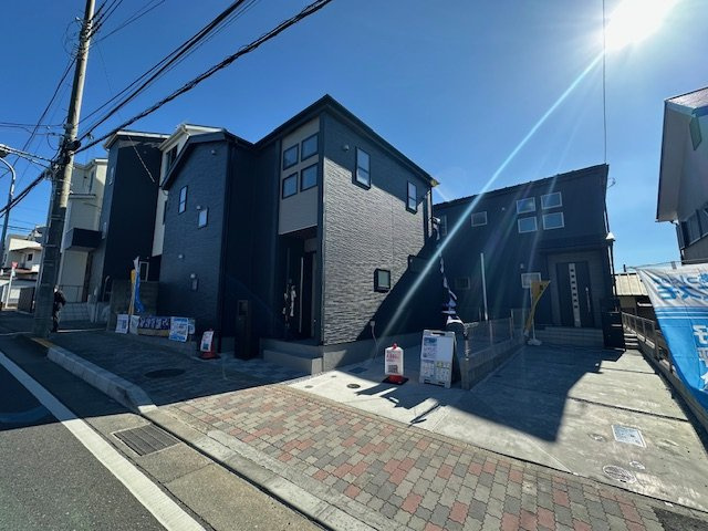 茅ヶ崎市南湖4丁目　新築戸建　全2棟　の居間・リビング|12月5日撮影　建築中　20.2帖　LDK