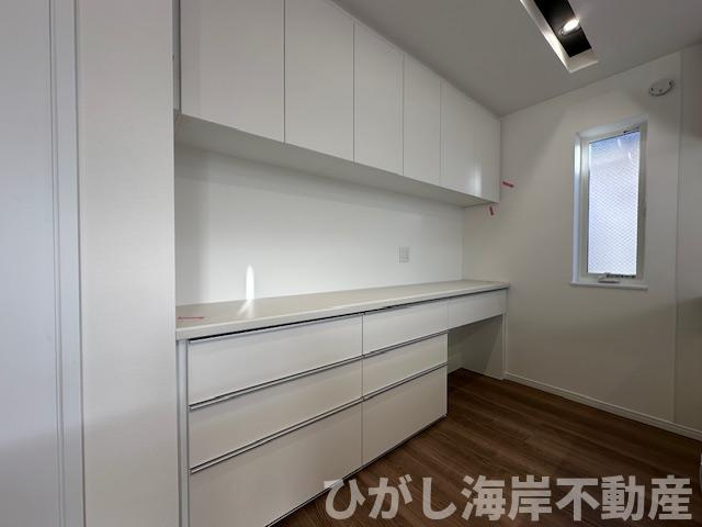 茅ヶ崎市東海岸南4丁目　新築戸建　全2棟の設備|カップボード
