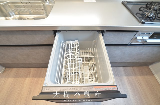 【キッチン】 | 海老名市下今泉4丁目　新築戸建て　全3棟【仲介手数料無料】